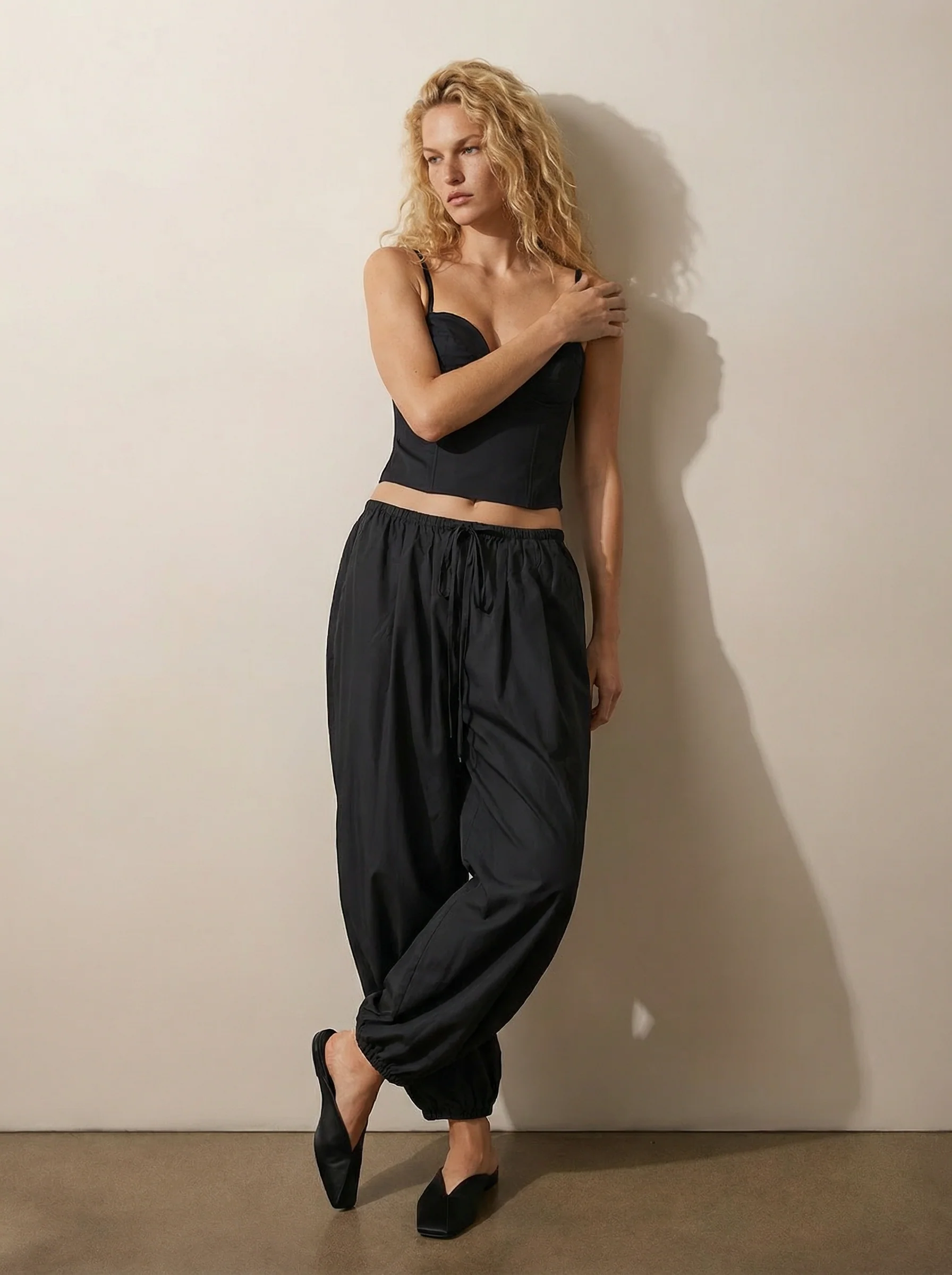Aladdin pants - Image 2