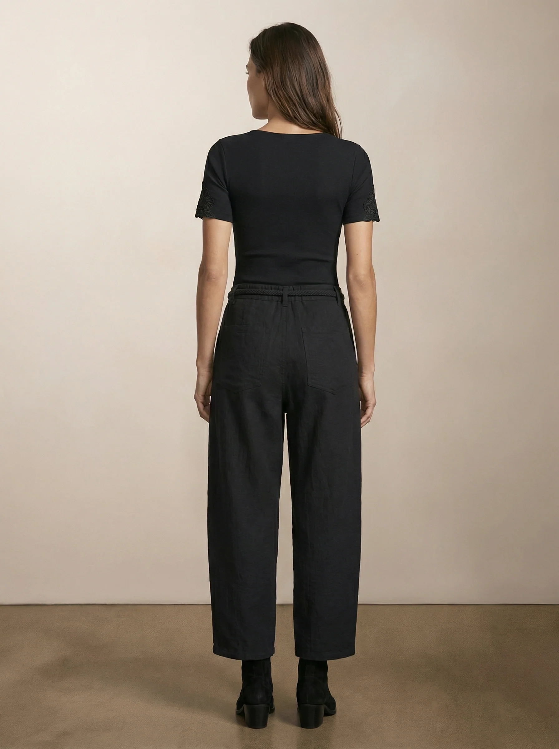 Barrel pants with drawstring belt - Image 4