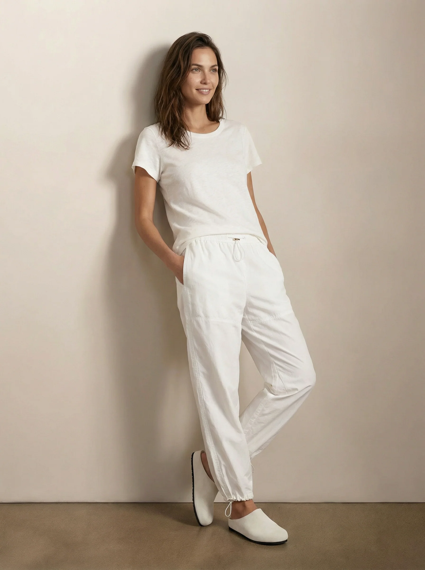 Basic Nikki T-shirt - Image 3
