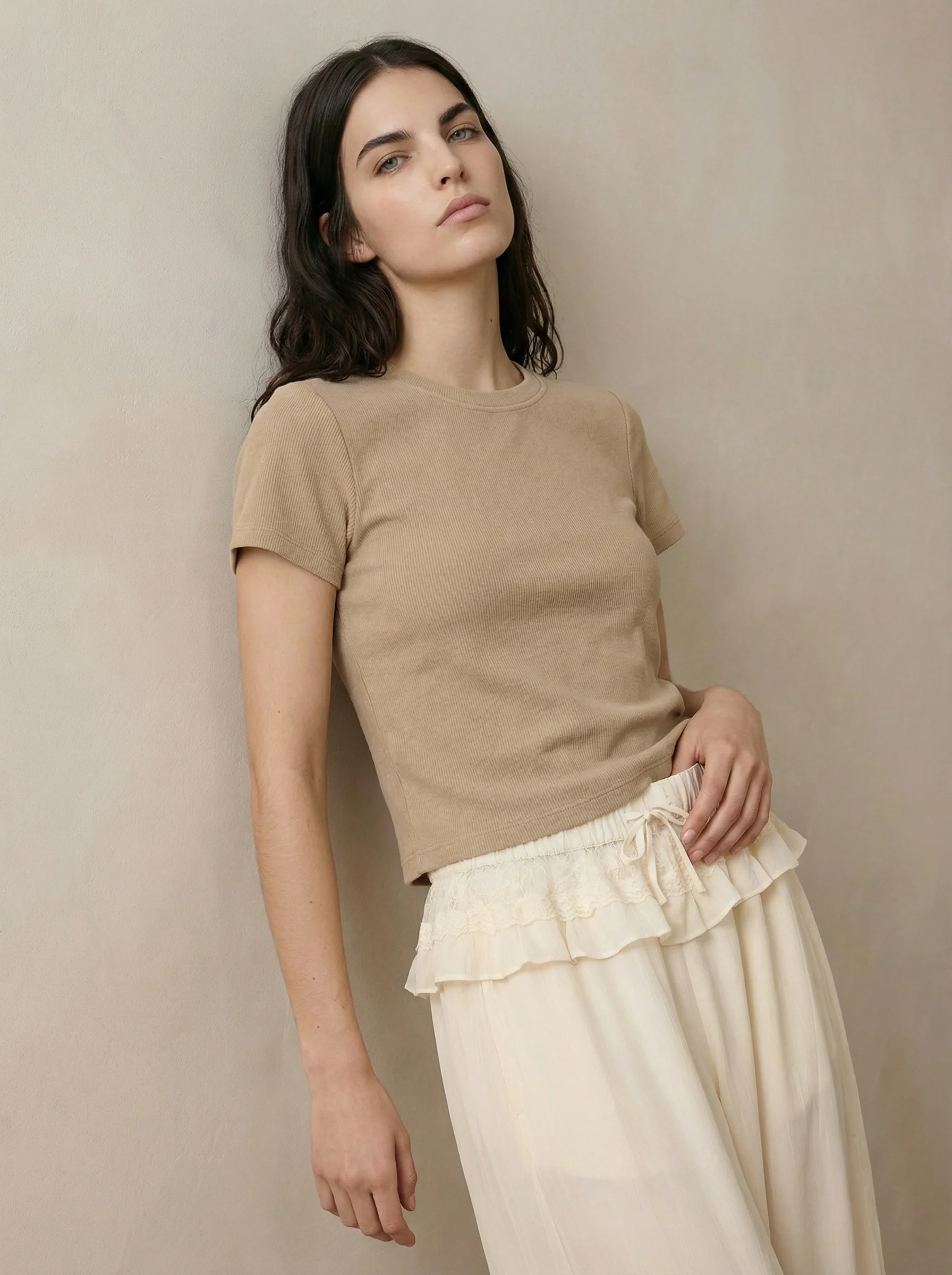Basic Nikki T-shirt - Image 2