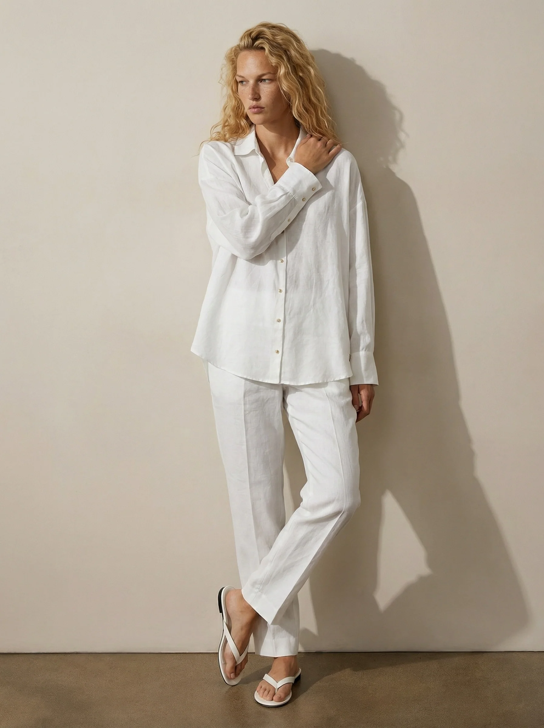 Classic button-down linen shirt - Image 2