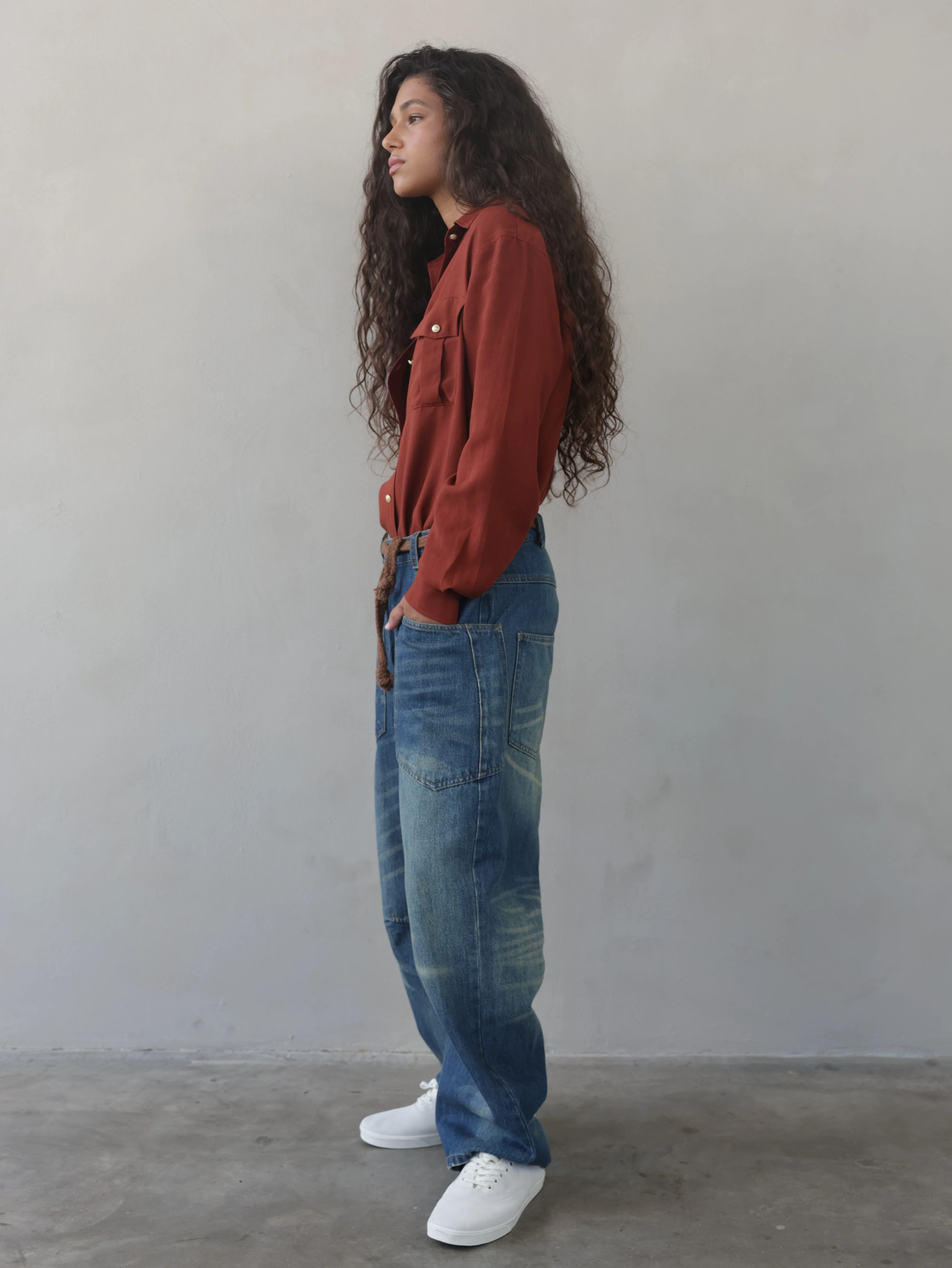 Juno Tapered Leg Jeans & Rope Belt - Image 3