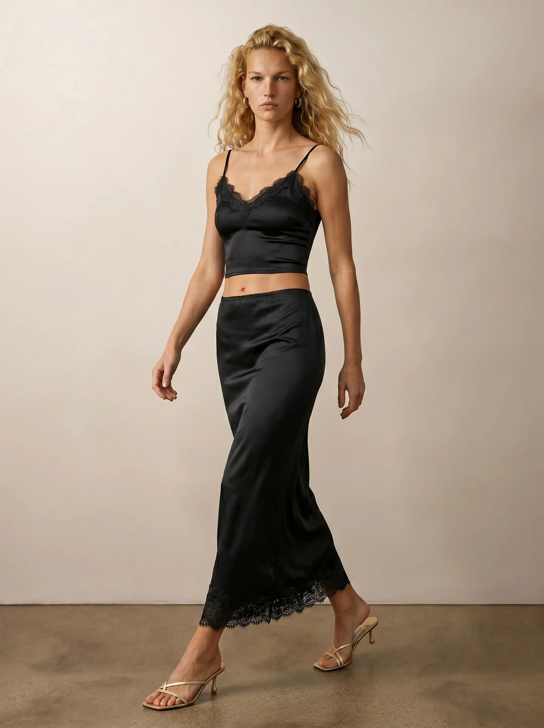 Lace skirt and tank top set - Image 3