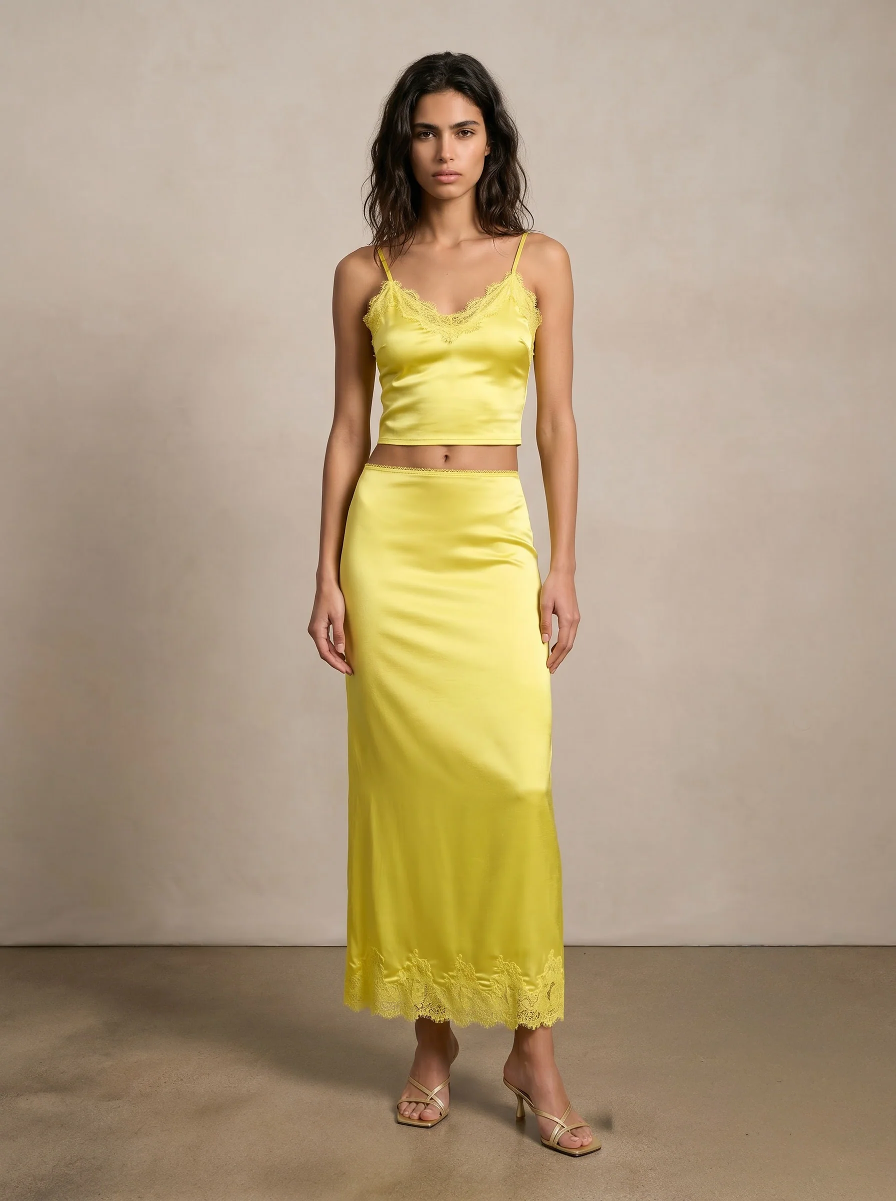 Lace skirt and tank top set - Image 3