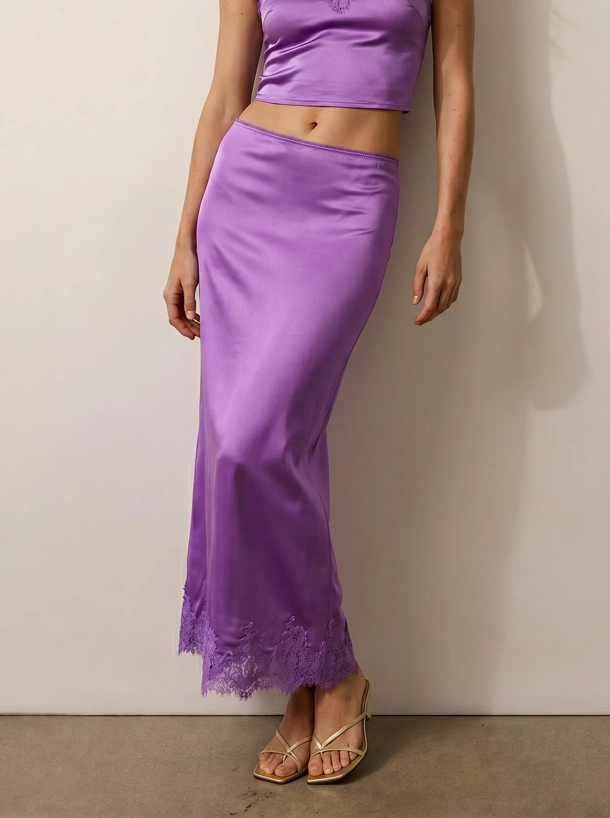Lace skirt and tank top set - Image 4