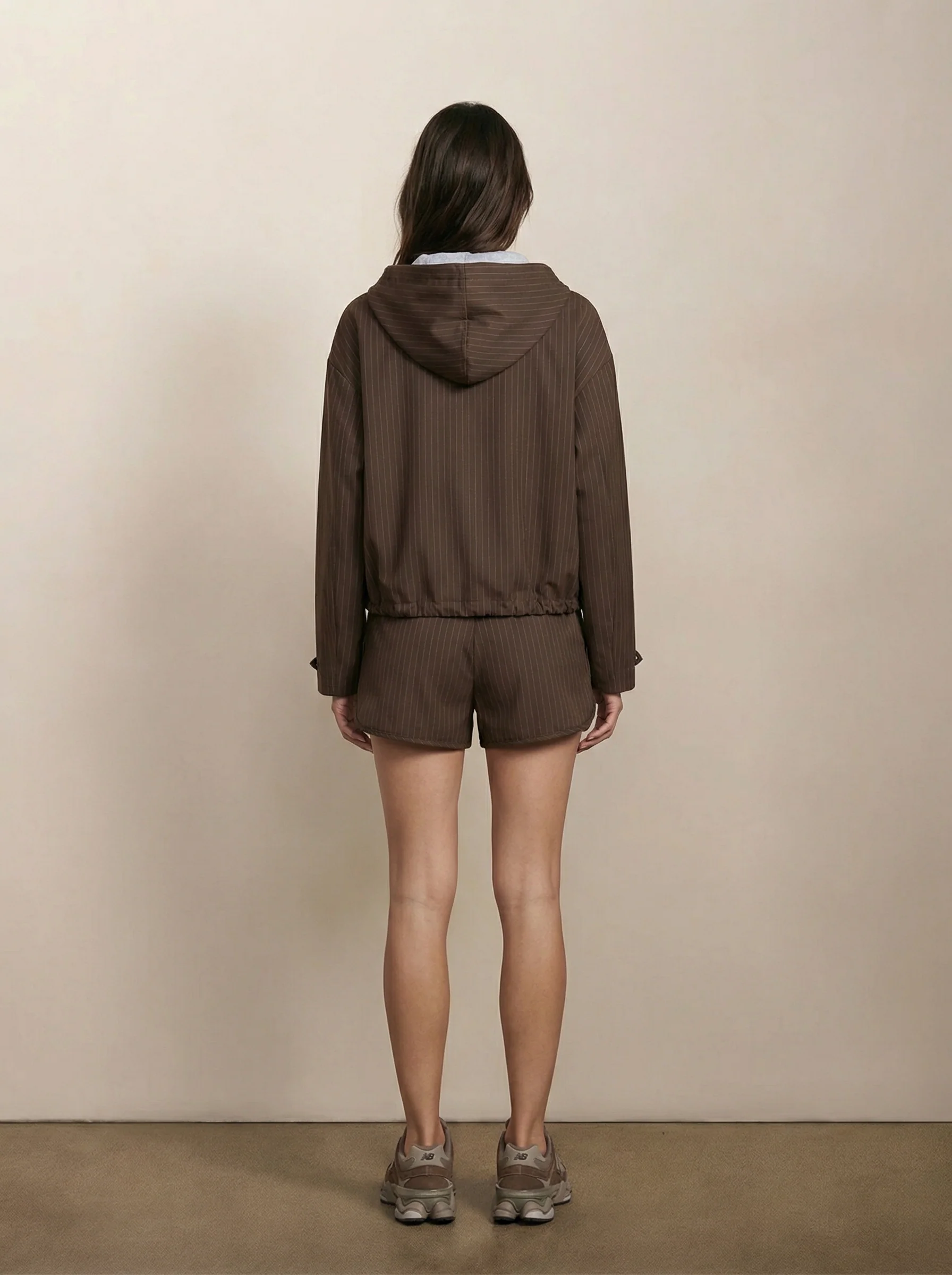 Rubber shorts with grease stripes - Image 5