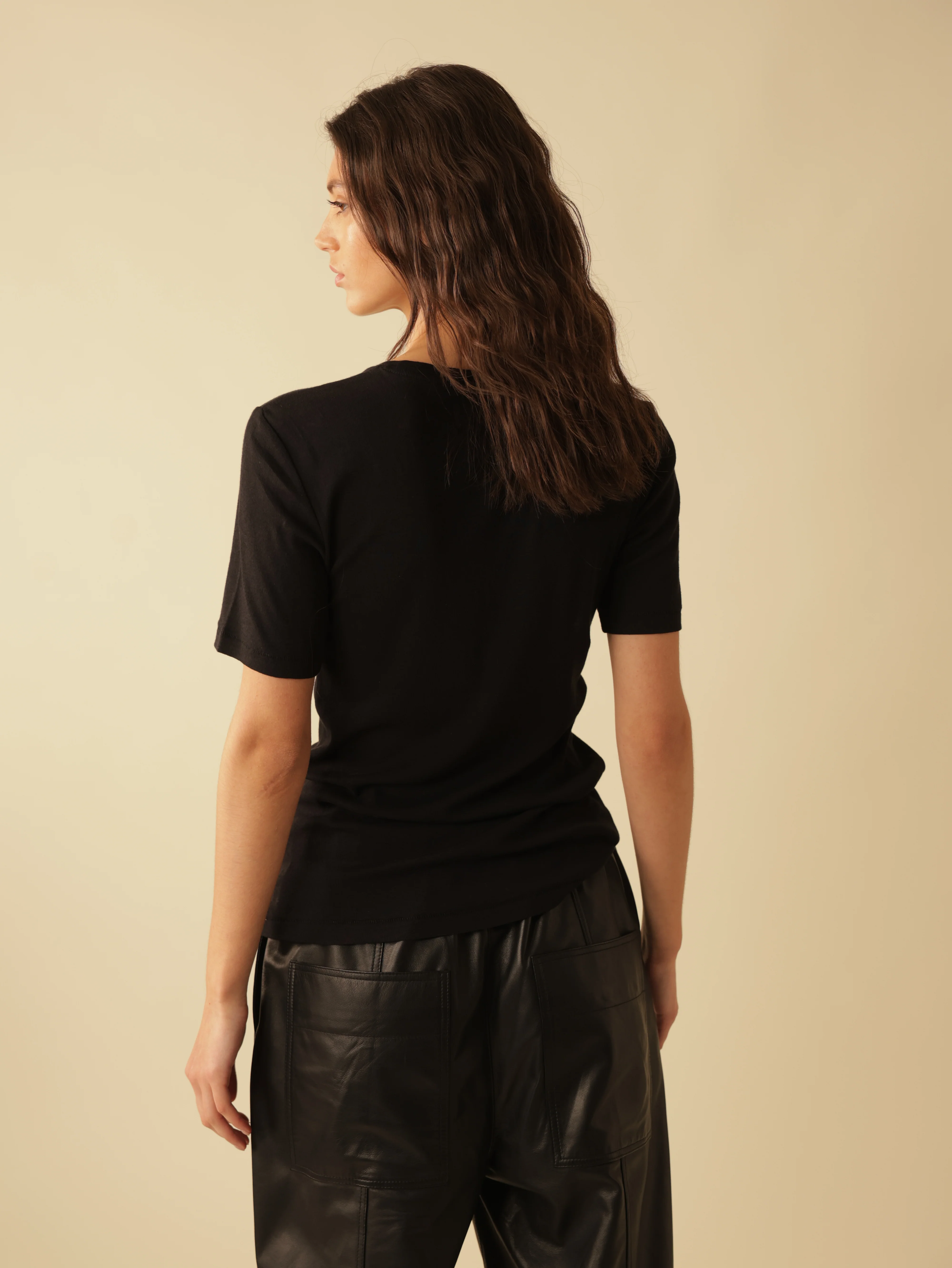 Short Sleeve Crew Neck T-Shirt - Image 4
